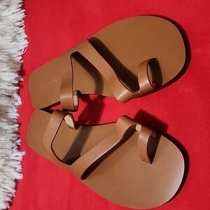 Madewell The Gabi Asymmetric-Strap Sandal